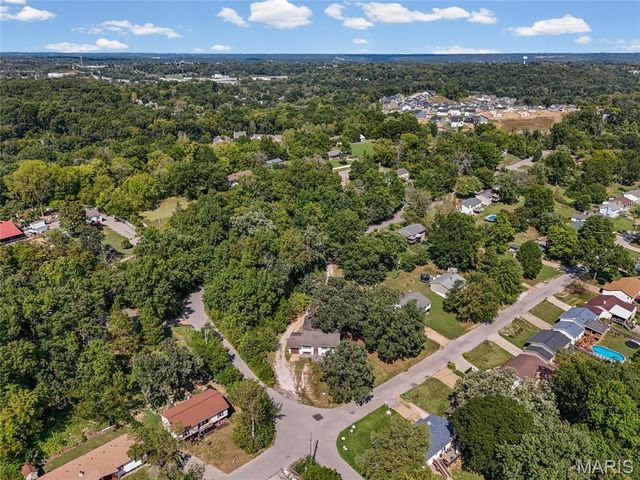 1965 Waybridge Lane, Fenton, MO 63026