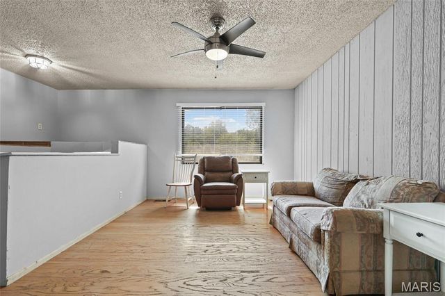1965 Waybridge Lane, Fenton, MO 63026