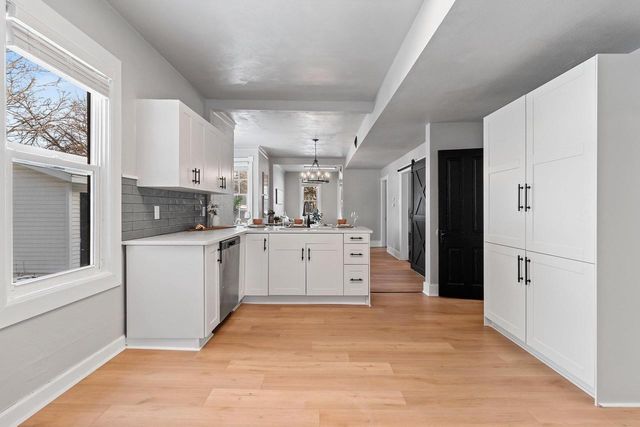 706 S NORWOOD AVENUE, Green Bay, WI 54304