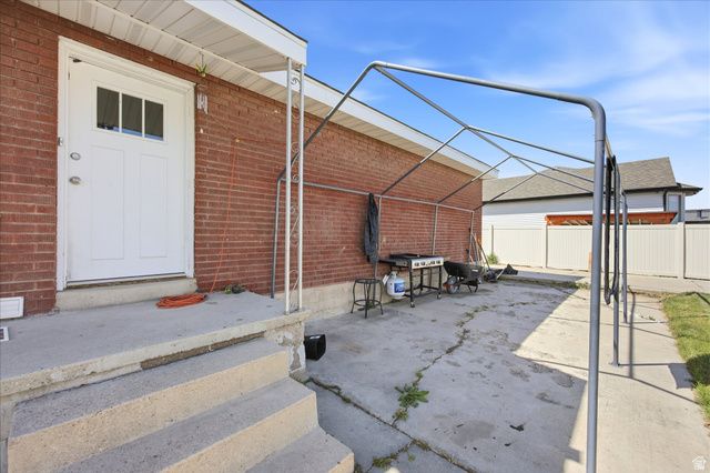 4773 S SIMPER LN, Taylorsville, UT 84129