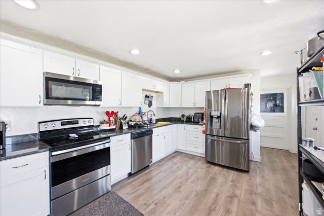 4773 S SIMPER LN, Taylorsville, UT 84129