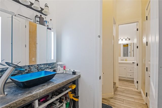 756 S Houck Road, Golden Valley, AZ 86413