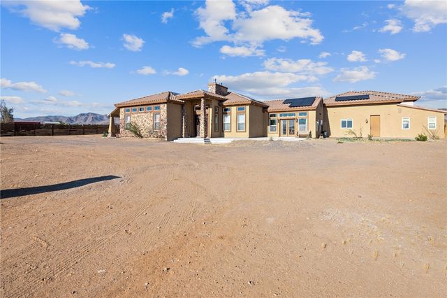 756 S Houck Road, Golden Valley, AZ 86413