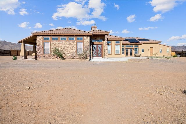 756 S Houck Road, Golden Valley, AZ 86413