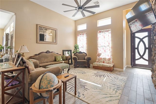 756 S Houck Road, Golden Valley, AZ 86413