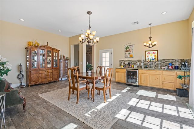 756 S Houck Road, Golden Valley, AZ 86413