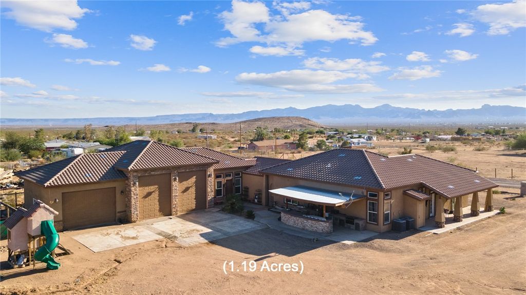 756 S Houck Road, Golden Valley, AZ 86413