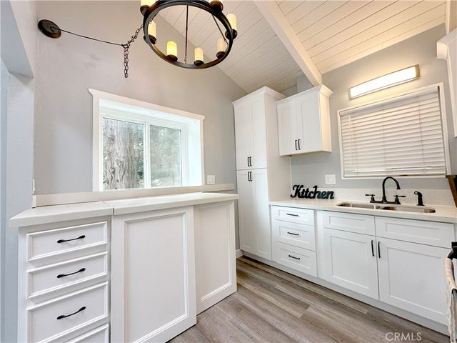 726 Golden, Lake Arrowhead, CA 92352