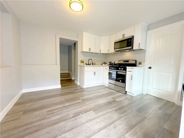 726 Golden, Lake Arrowhead, CA 92352