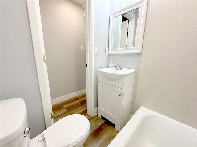 726 Golden, Lake Arrowhead, CA 92352