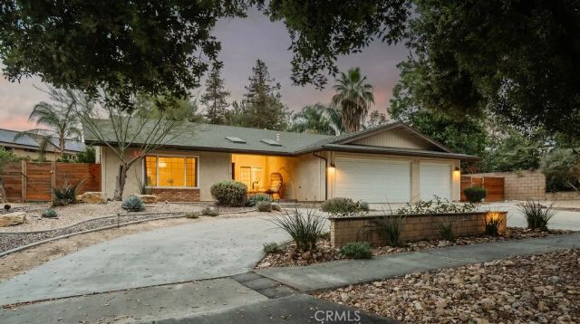 1411 W Olive, Redlands, CA 92373