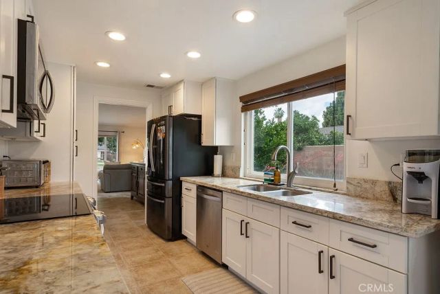 1411 W Olive, Redlands, CA 92373