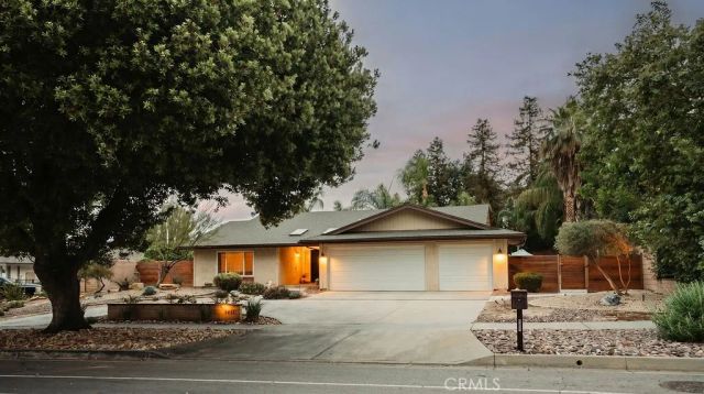 1411 W Olive, Redlands, CA 92373