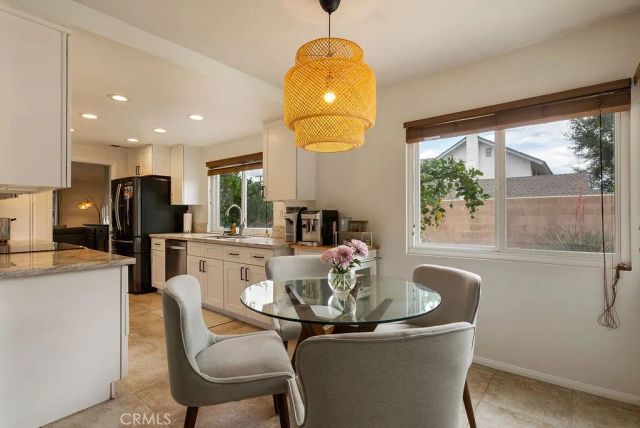 1411 W Olive, Redlands, CA 92373