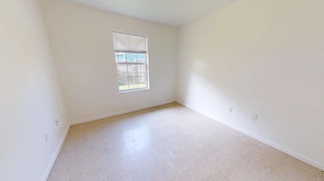 310 Coffee St, Dequincy, LA 70633