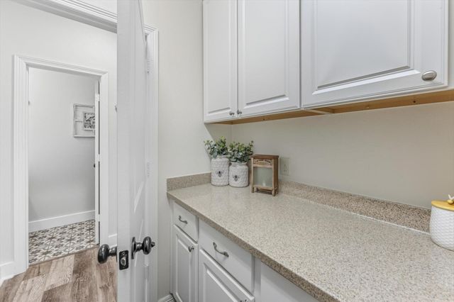 103 Fox Rindle Road, Montgomery, TX 77316