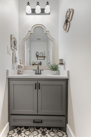 103 Fox Rindle Road, Montgomery, TX 77316