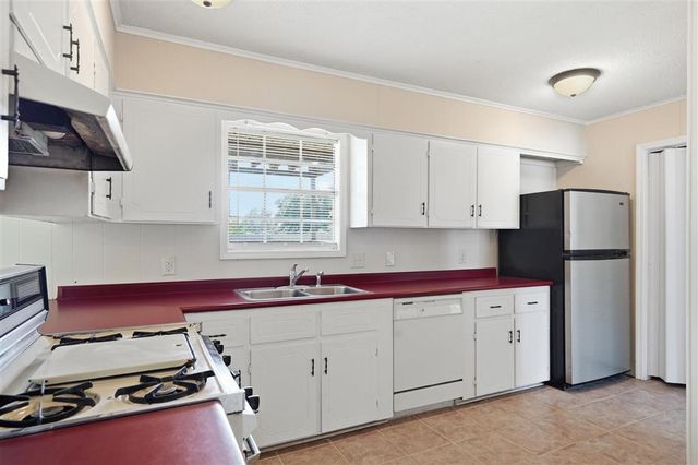 3117 Burton Street, Lake Charles, LA 70601