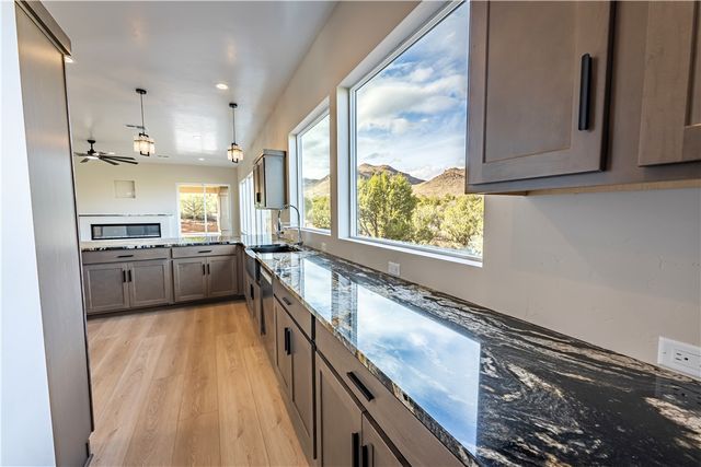 1025 N Juniper Hills Court, Kingman, AZ 86409