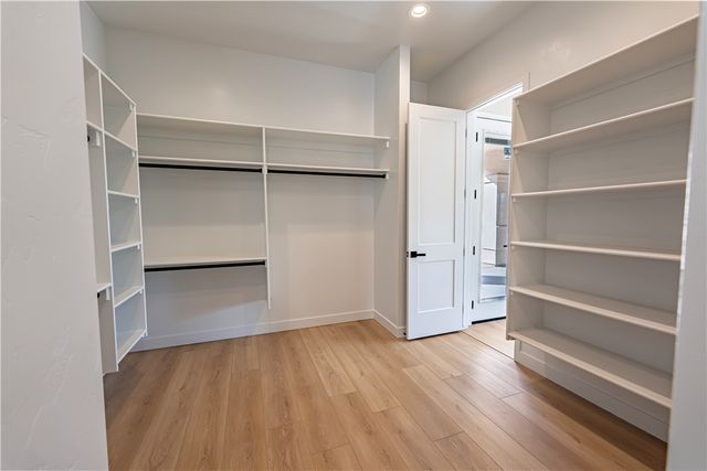 1025 N Juniper Hills Court, Kingman, AZ 86409