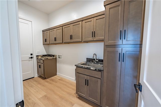 1025 N Juniper Hills Court, Kingman, AZ 86409