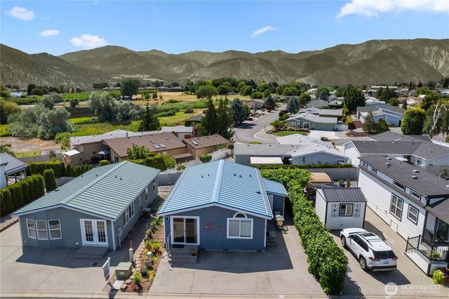 1000 State Route 150 #17, Manson, WA 98831