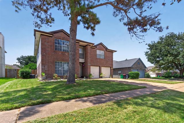 4514 Green Fawn Lane, Fresno, TX 77545