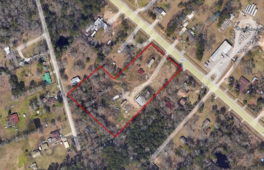 880 Fm 3083 Road, Conroe, TX 77301
