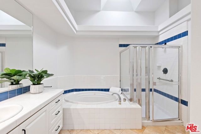 6477 Zuma View Place 125, Malibu, CA 90265