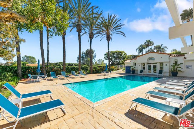 6477 Zuma View Place 125, Malibu, CA 90265