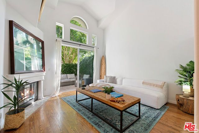 6477 Zuma View Place 125, Malibu, CA 90265