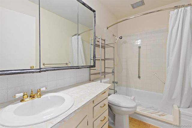9625 E Center Avenue 1D, Denver, CO 80247