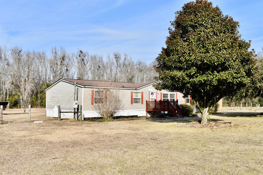 1646 Wells Road, Summerton, SC 29148