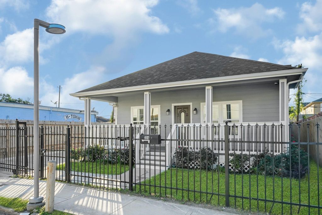 304 Milby Street, Houston, TX 77003