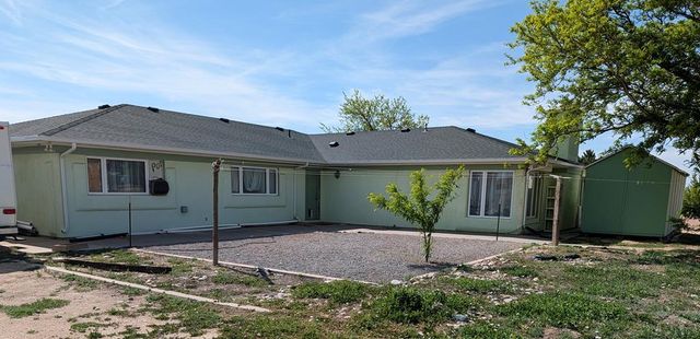 965 W Meadowmoor Dr, Pueblo West, CO 81007