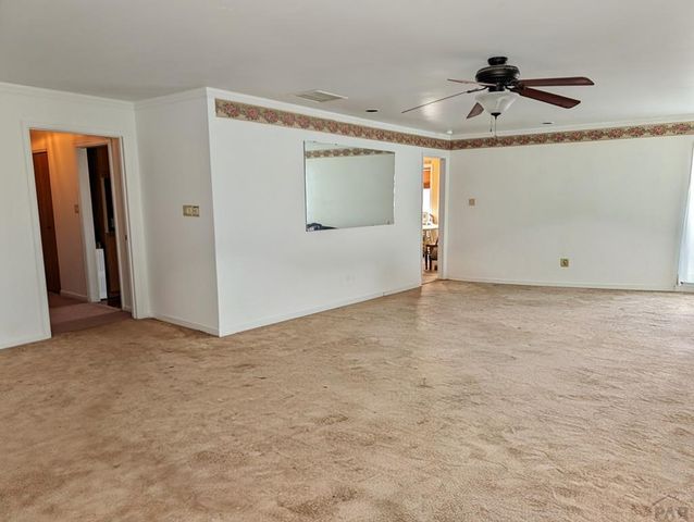 965 W Meadowmoor Dr, Pueblo West, CO 81007