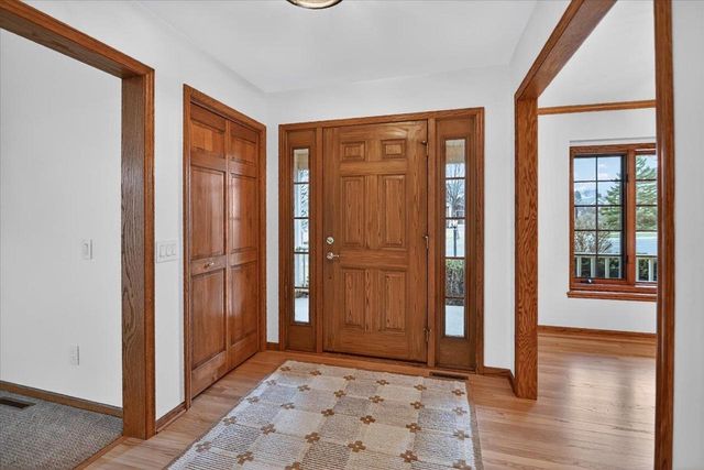 5406 Sandhill Drive, Middleton, WI 53562