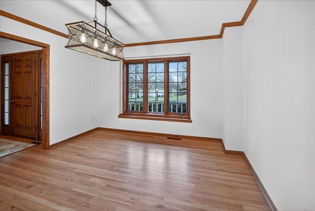 5406 Sandhill Drive, Middleton, WI 53562