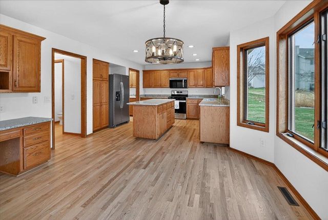 5406 Sandhill Drive, Middleton, WI 53562