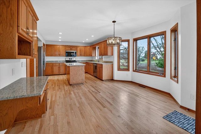 5406 Sandhill Drive, Middleton, WI 53562