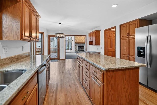 5406 Sandhill Drive, Middleton, WI 53562