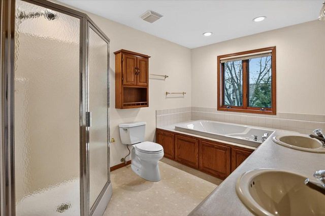 5406 Sandhill Drive, Middleton, WI 53562