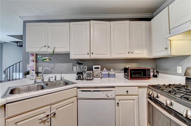 1272 Parkside Club Drive, Lawrenceville, GA 30044