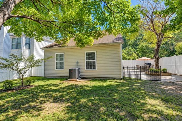 1272 Parkside Club Drive, Lawrenceville, GA 30044