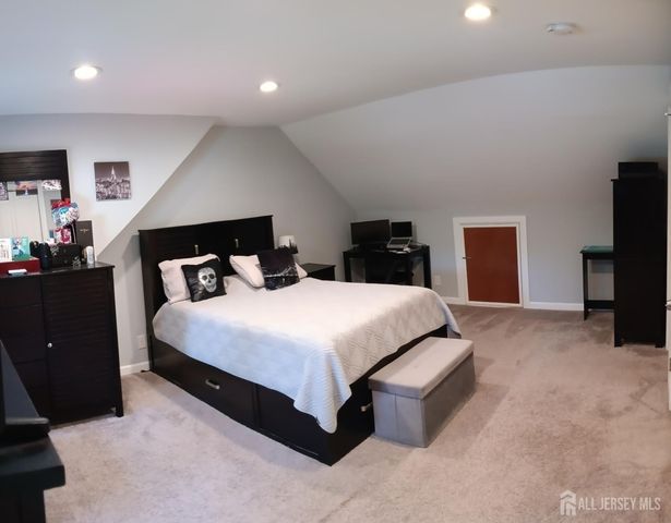 209 Eaton Avenue, Trenton, NJ 08619