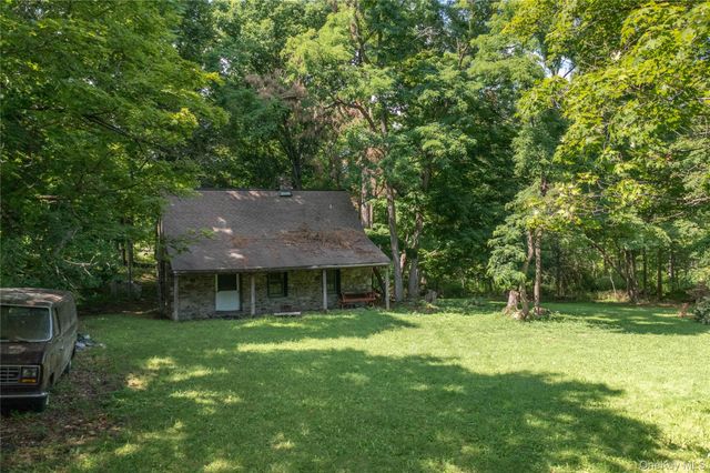 147 Lauer Road, Poughkeepsie, NY 12603