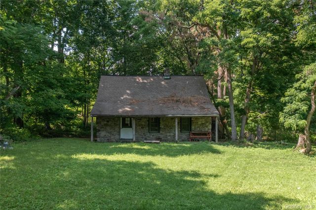 147 Lauer Road, Poughkeepsie, NY 12603