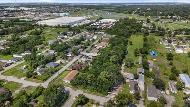 7503 Harrison Street, Baytown, TX 77521