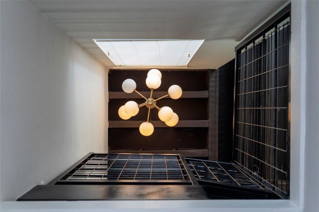 310 S Jensen Drive 1, Houston, TX 77003