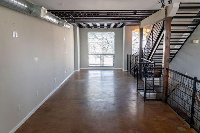 310 S Jensen Drive 1, Houston, TX 77003